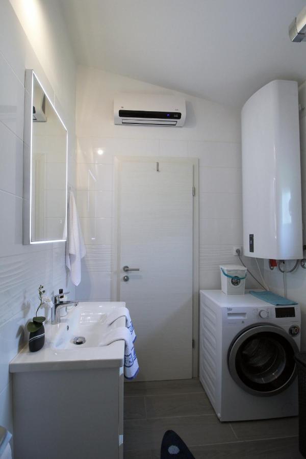 Apartman Cicibella Kaštela Exterior foto